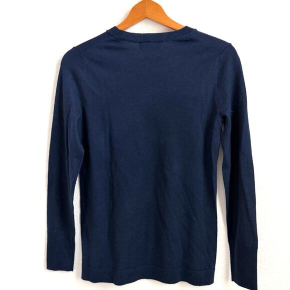 NWT Banana Republic Women’s Extra-Fine Merino Wool Crewneck Sweater Navy Size XS - Picture 2 of 9